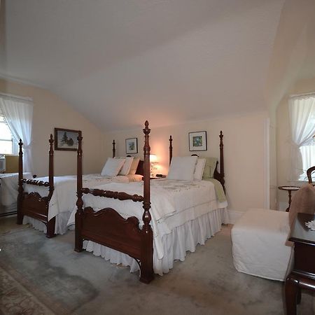 1842 Bed & Breakfast Saint Jacobs Room photo