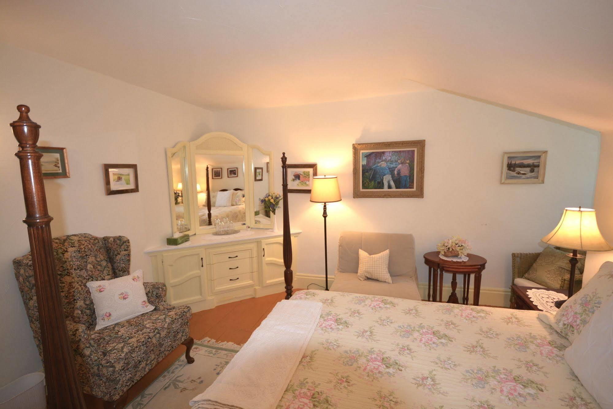 1842 Bed & Breakfast Saint Jacobs Exterior photo